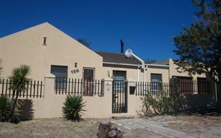 4 Bedroom House in West Riding