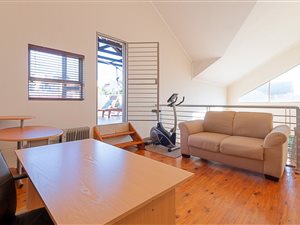 2 Bed Penthouse in Pineslopes
