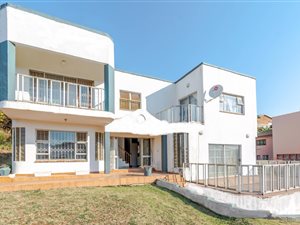 4 Bed House in Avoca