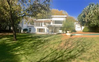 7 Bedroom House in Craighall Park