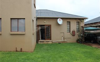 4 Bedroom House in Krugersdorp Central