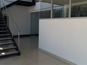 1148 m² Industrial space in North Riding AH