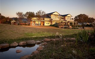 4 Bedroom House in Waterfall Equestrian Estate
