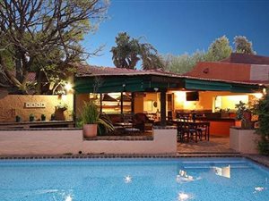 7 Bed House in The Gardens