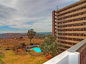 2 Bed Apartment in Honey Hill
