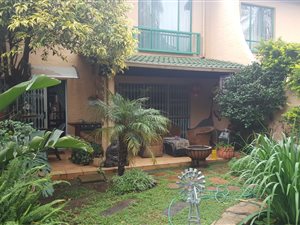 3 Bed Duplex in Aston Manor