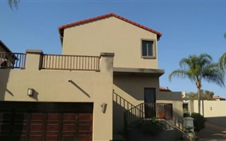 3 Bedroom Townhouse in Xanadu