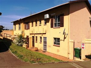 3 Bed Duplex in Empangeni Central