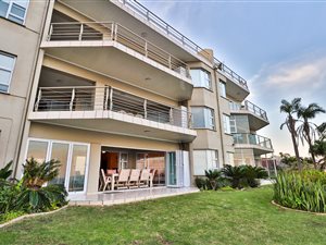 3 Bed Apartment in Uvongo