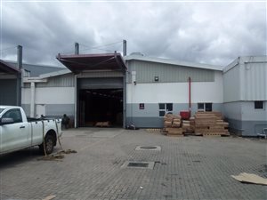 3284 m² Commercial space in Pineside