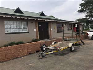 800 m² Commercial space in Nigel Central