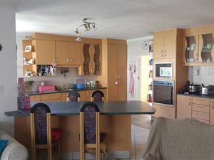 4 Bed House in Freeway Park