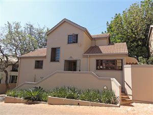 3 Bed Townhouse in Lynnwood