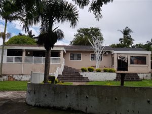 4 Bed House in Pinelands