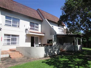 3 Bed Duplex in Shelly Beach