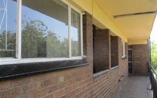 1 Bedroom Apartment in Vereeniging Central