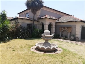 5 Bed House in Sonneveld