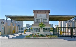 1 Bedroom Apartment in Dainfern Ridge