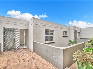 1 Bed Apartment in Northcliff