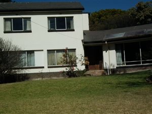 4 Bed House in Bramley