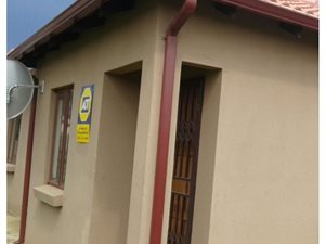 2 Bed House in Elandspoort