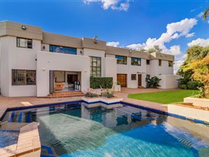 5 Bed House in Houghton Estate