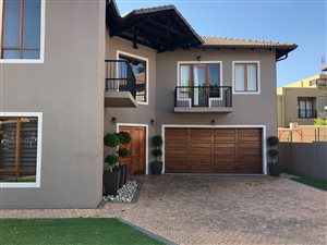 4 Bed Cluster in Woodmead