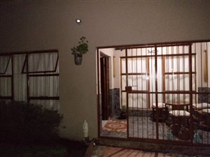 3 Bed House in Klipspruit West