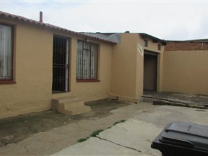 2 Bed House in Diepkloof