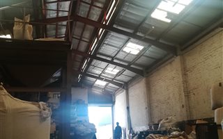 839 m² Industrial space in Jacobs