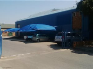 395 m² Commercial space in Benrose