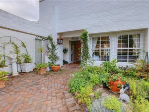 3 Bed House in Heather Park