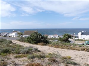 653 m² Land available in Britannica Heights