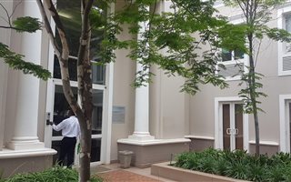 212 m² Office Space in Houghton Estate
