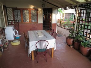 1 Bedroom Garden Cottage in Waverley