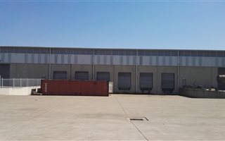 4000 m² Industrial space in Riverhorse Valley
