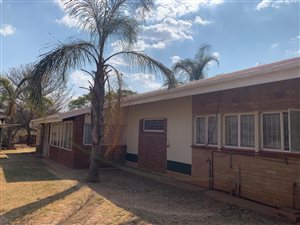 8.5 ha Farm in Bultfontein AH