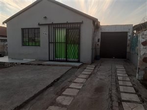 2 Bed House in Eden Park