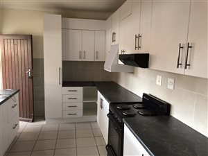 3 Bed Townhouse in Parkrand