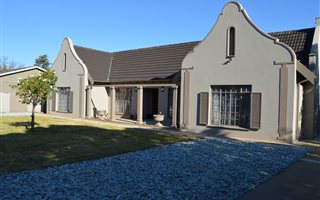 4 Bedroom House in Flimieda