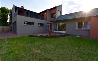 4 Bedroom House in Ermelo