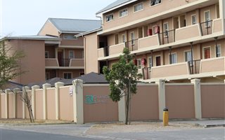 2 Bedroom Apartment in Uitzicht