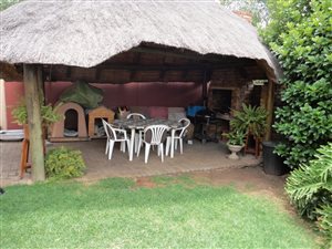 3 Bed Townhouse in Zwartkop