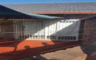 4 Bedroom House in Tasbet Park