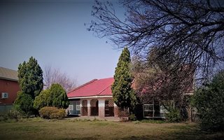 5 Bedroom House in Three Rivers