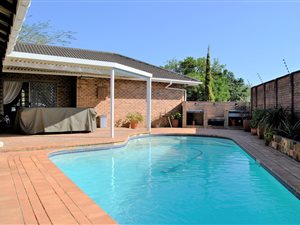 3 Bed House in Meerensee