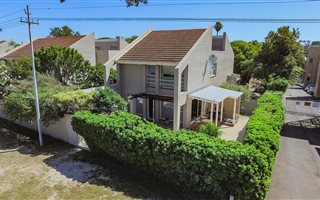 3 Bedroom Duplex in Walmer