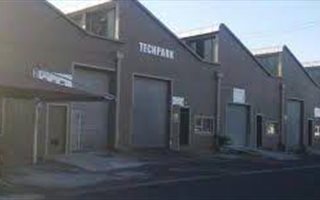 243 m² Industrial space in Kensington