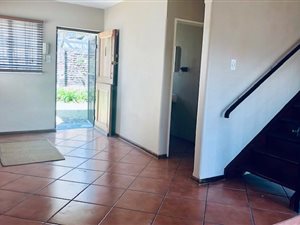 3 Bed Duplex in Robindale