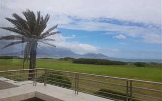 4 Bedroom House in Sunset Beach